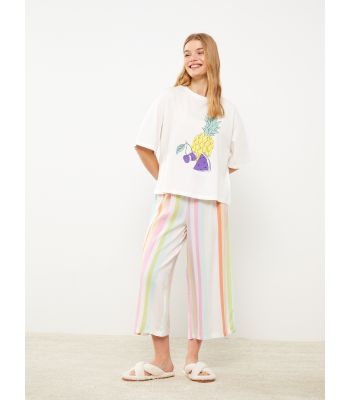 Crew Neck Printed Short Sleeve Women's Capri Pajamas Set