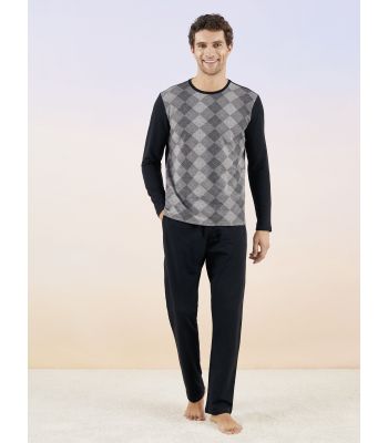 Standard Fit Men's Pajama Set