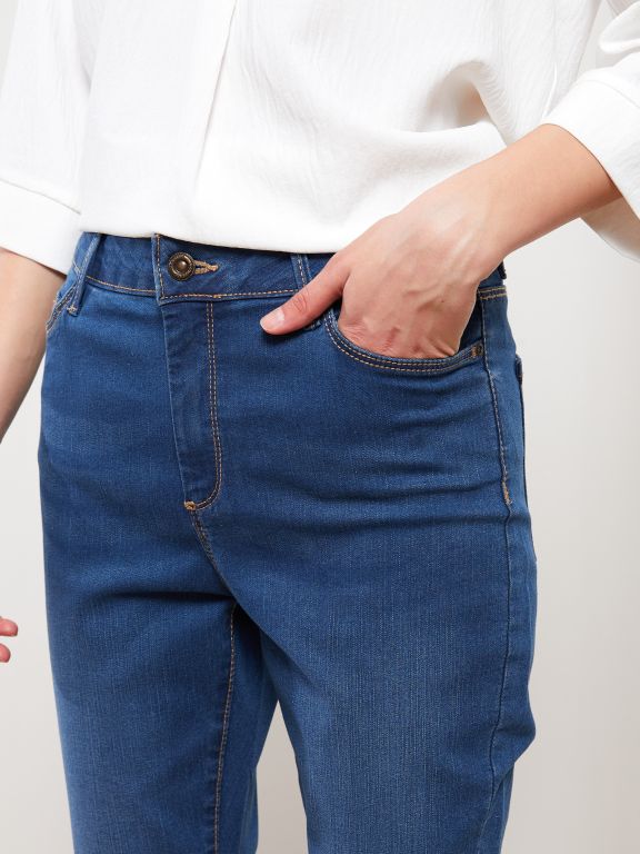 Slim Fit Straight Women's Rodeo Jean Capri