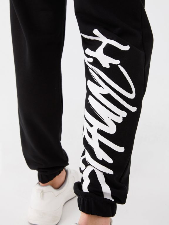 Standard Fit Men's Jogger Sweatpants