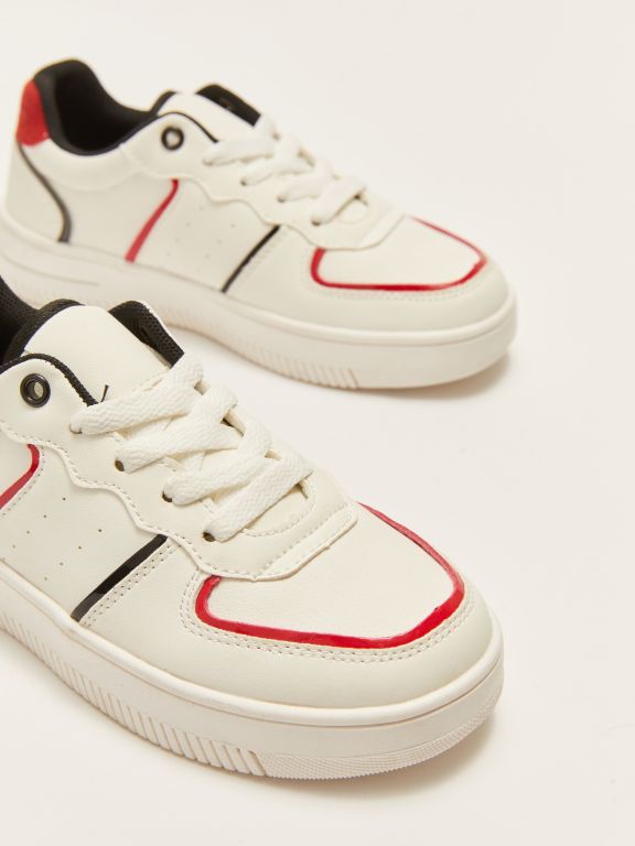 Lace-Up Men's Sneaker