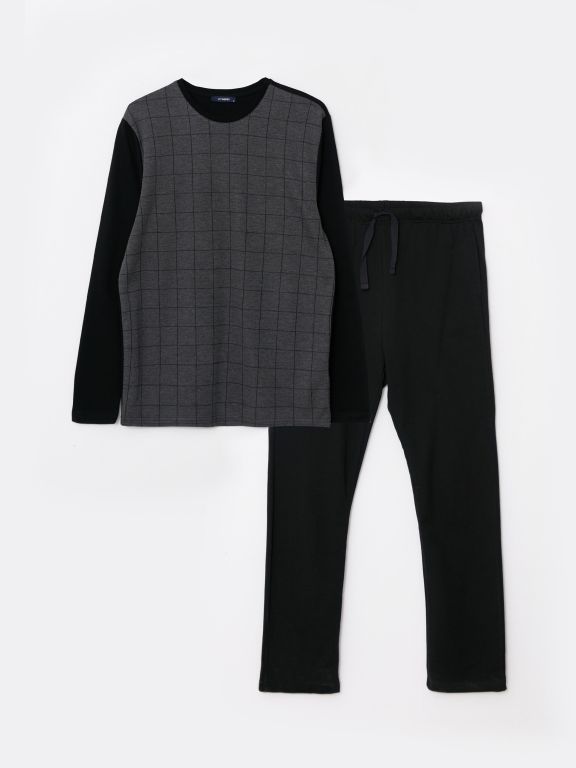 Standard Fit Men's Pajama Set