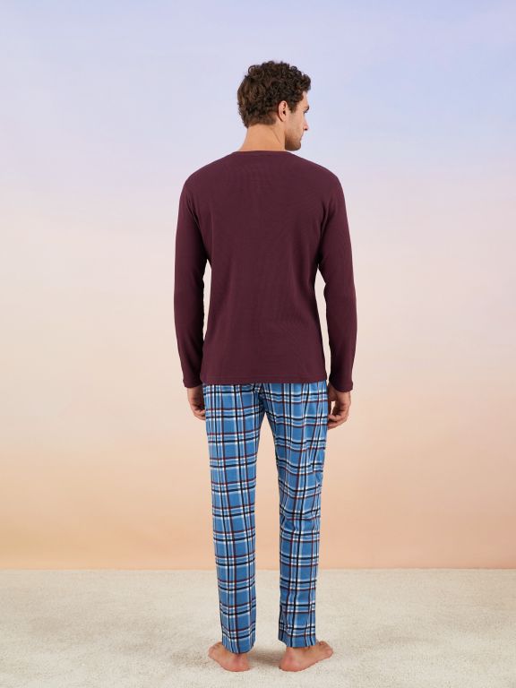 Standard Fit Plaid Men's Pajama Set