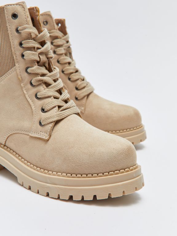 Thick Sole Lace-up Women's Boots
