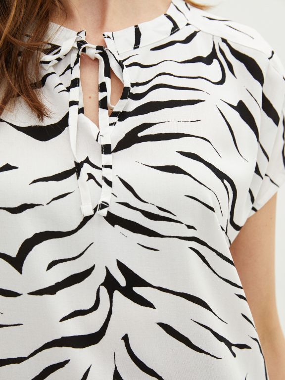 Tie Collar Patterned Short Sleeve Viscose Women's Blouse