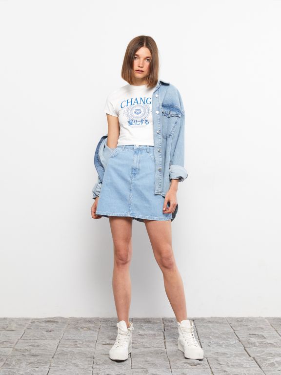 Standard Fit Plain Pocket Detailed Women's Jean Skirt