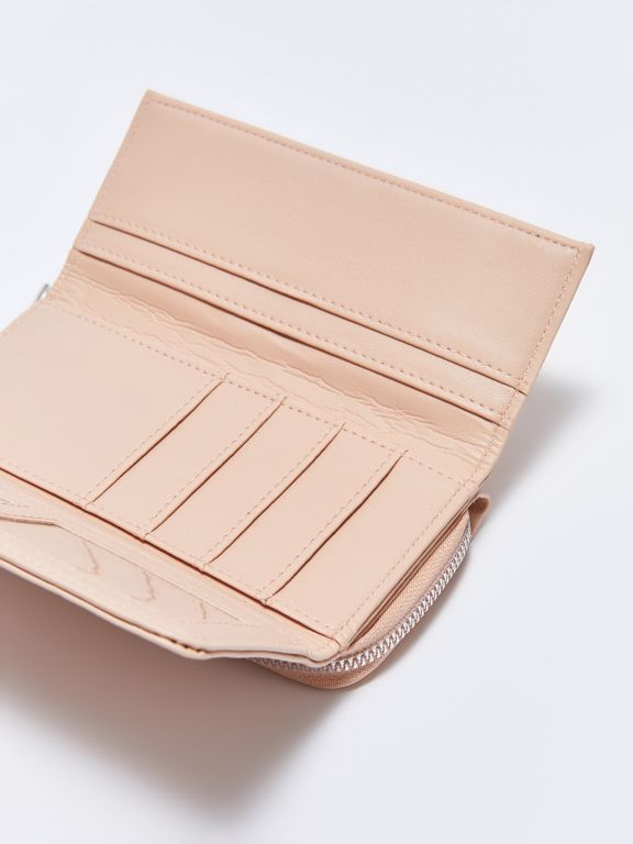 Women's Leather Look Multi-Compartment Wallet