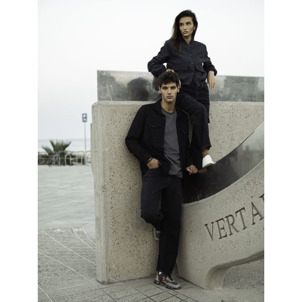 750 Slim Fit Men's Denim Trousers